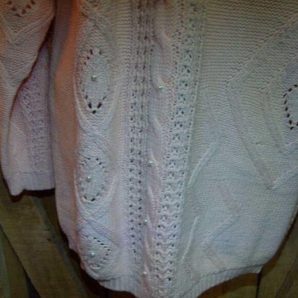 Vintage Pierre Cardin Women's knit pullover sweater - peach size small - Picture 2 of 6